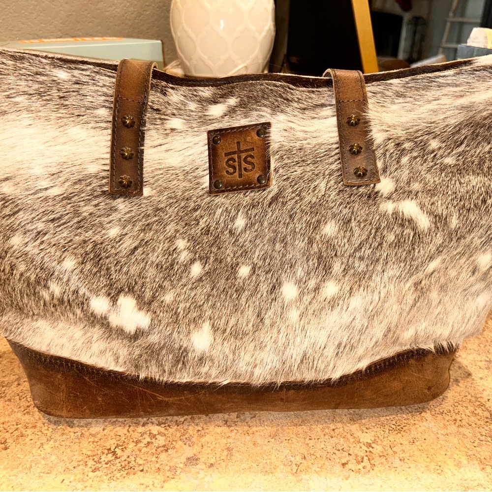 STS Ranchwear Brown and White Fur Tote